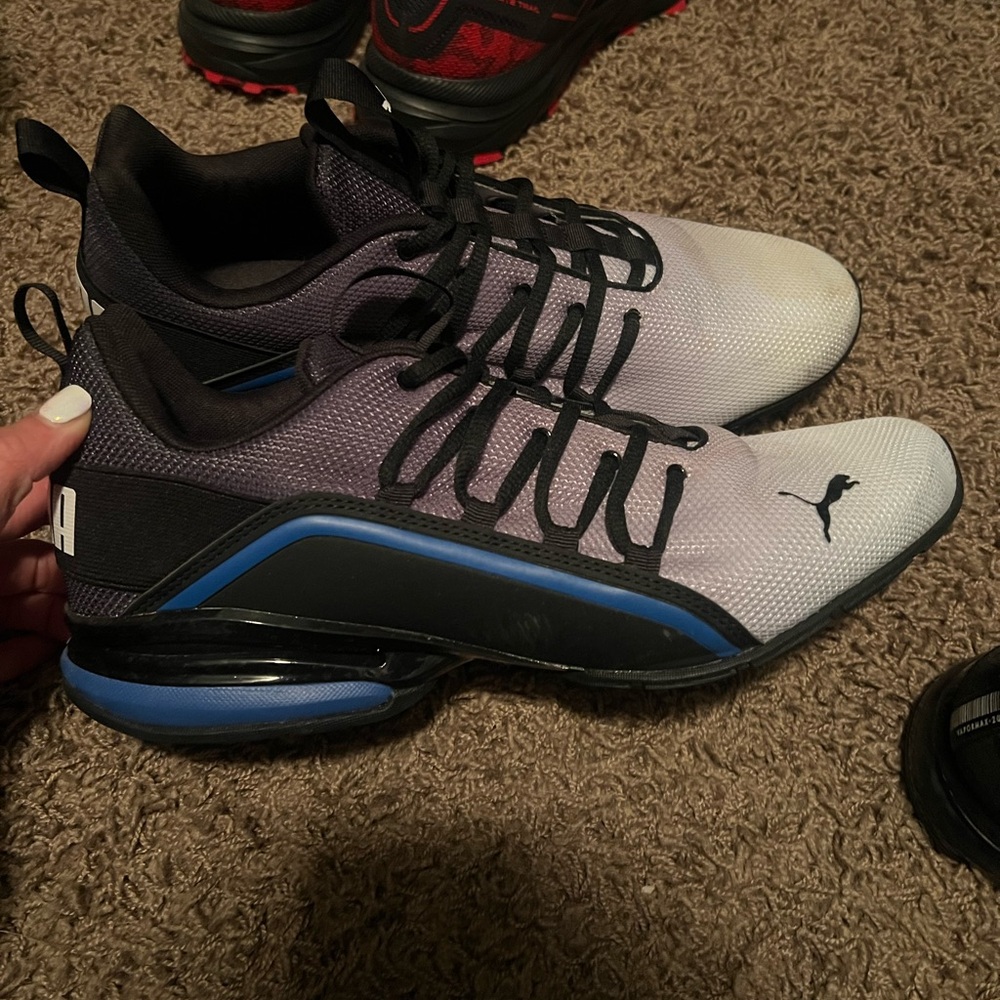Mens shoes